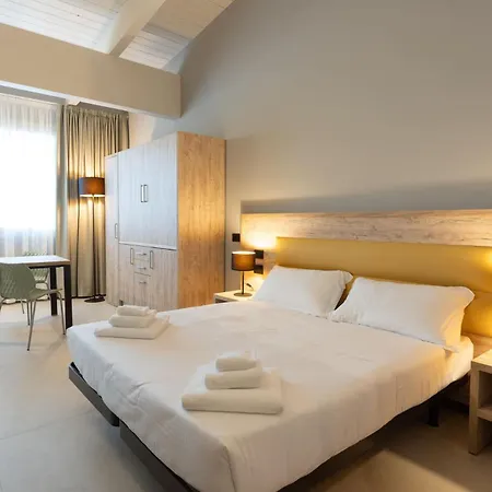 La Punta Apartment *