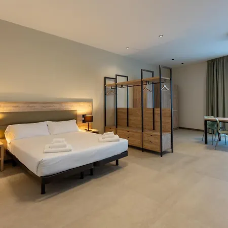 La Punta Apartment *